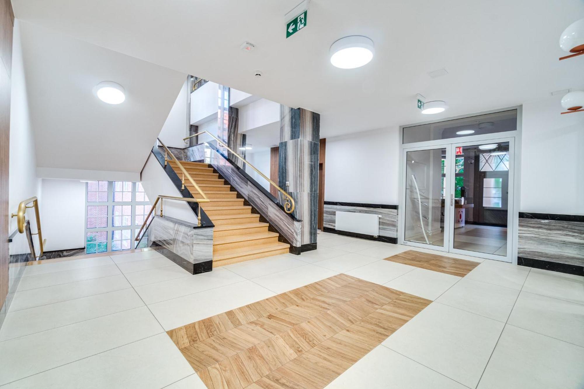 Poniatowskiego Parkside Studio~Parking And Lift Breslau Exterior foto